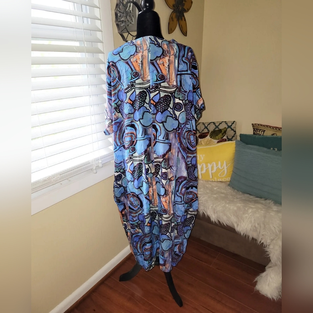 Abstract Dress - Picture 2 of 2